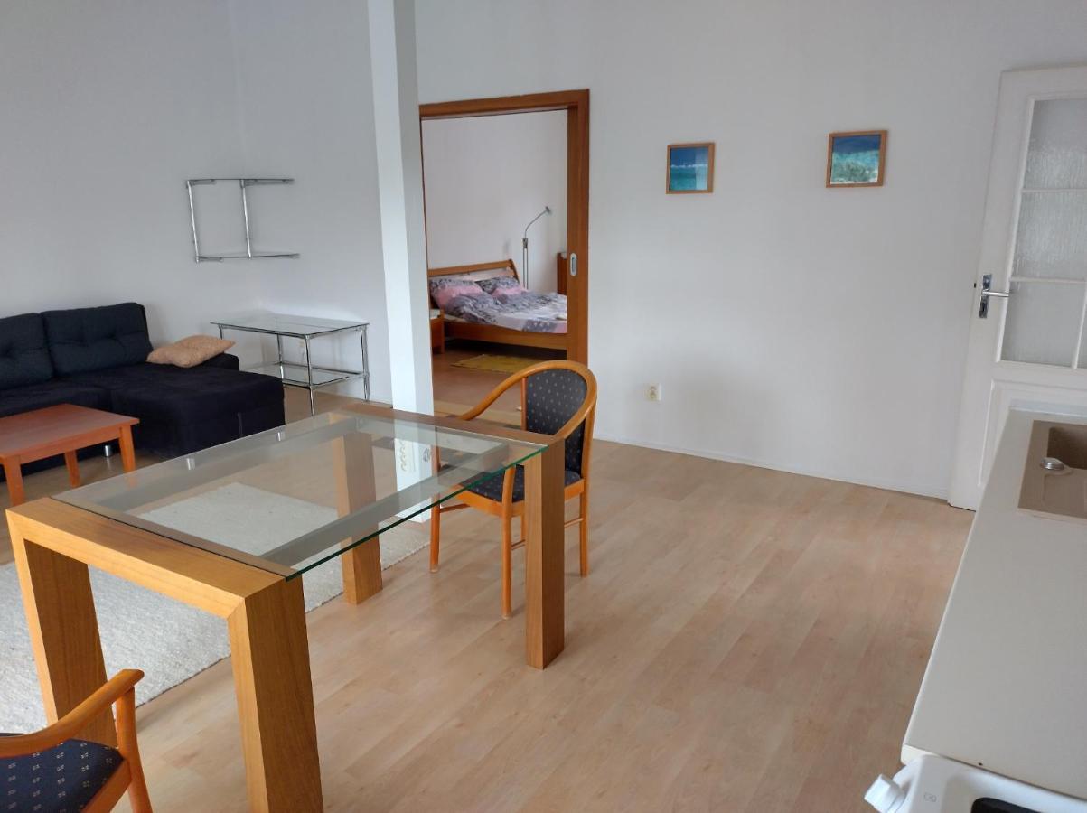 Apartment1 Pilsen-Ujezd Ngoại thất bức ảnh